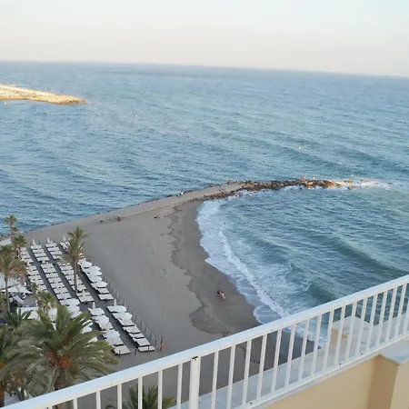 3 Bedroom Lovely In Marbella