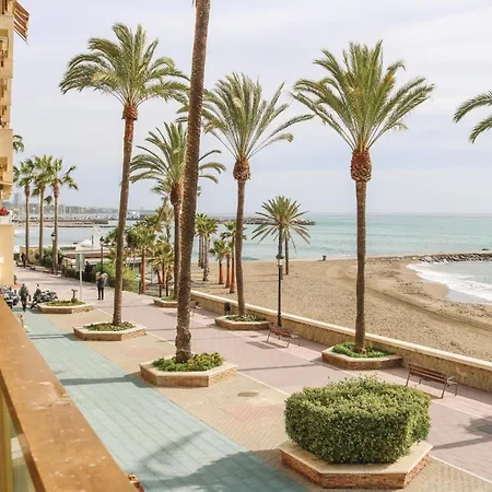 Appartement 3 Bedroom Lovely In *