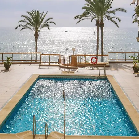 Apartment 3 Bedroom Lovely In